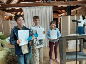 Read more about the article Schülerinnen und Schüler der digiMS 2 begeistern bei Vorlesetag in Bad Goisern